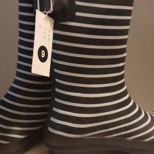 🆕️A New Day Samantha Rainboots 👢